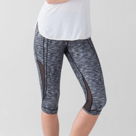 Lululemon Drop It Like It’s Hot Cropped Leggings Static Gray 4 - Picture 1 of 13